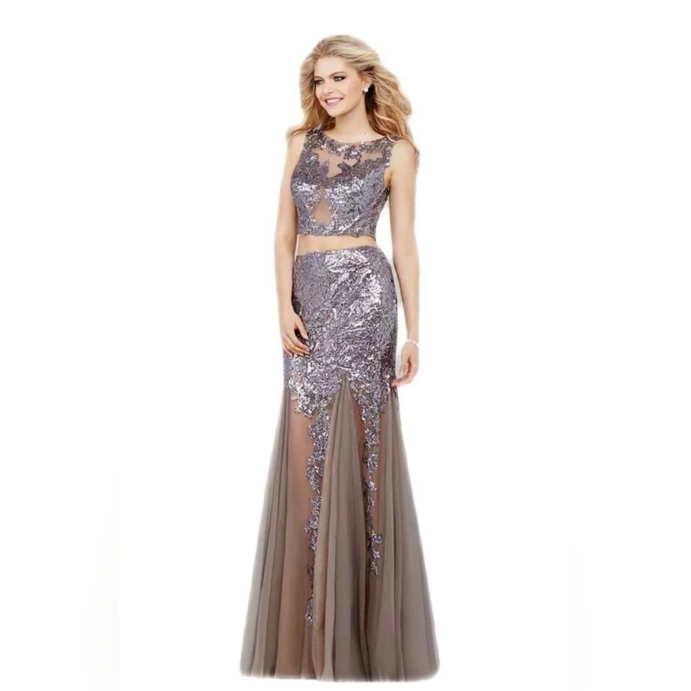 Dress - Picture 1 of 2